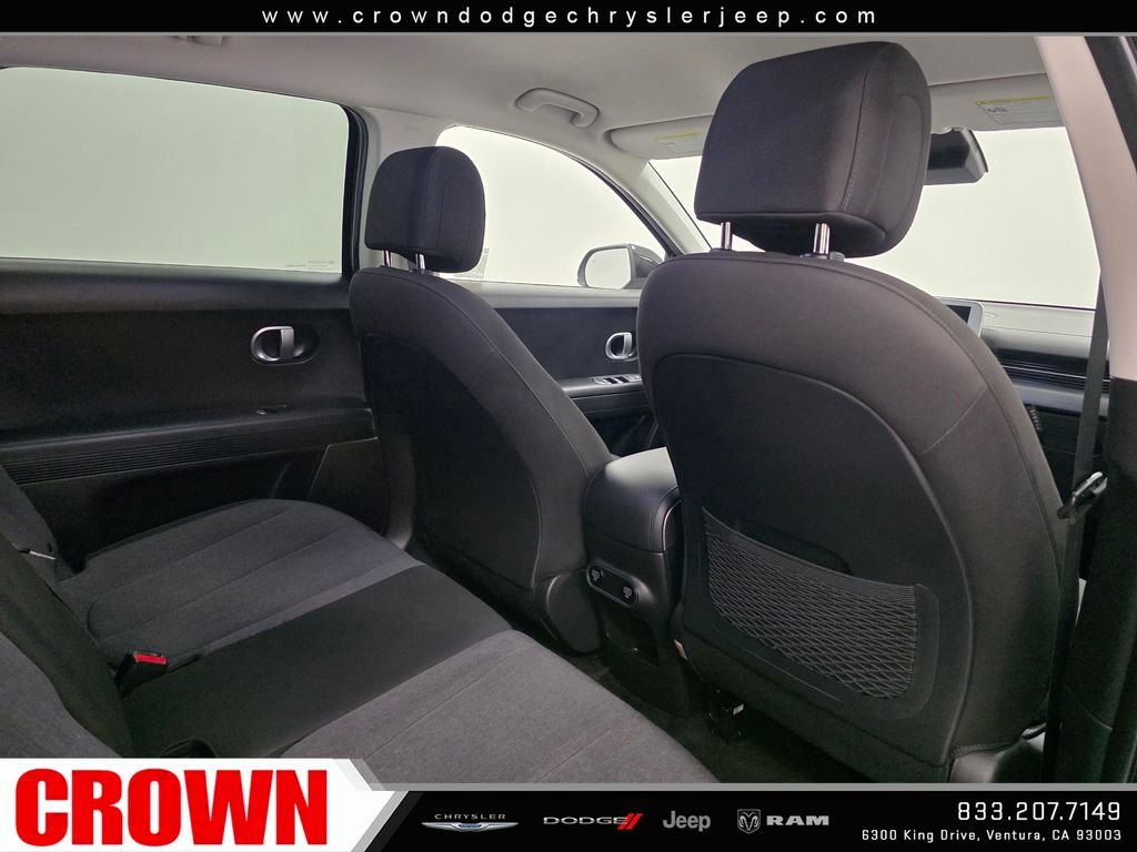Used 2024 Black Hyundai SEL image 15