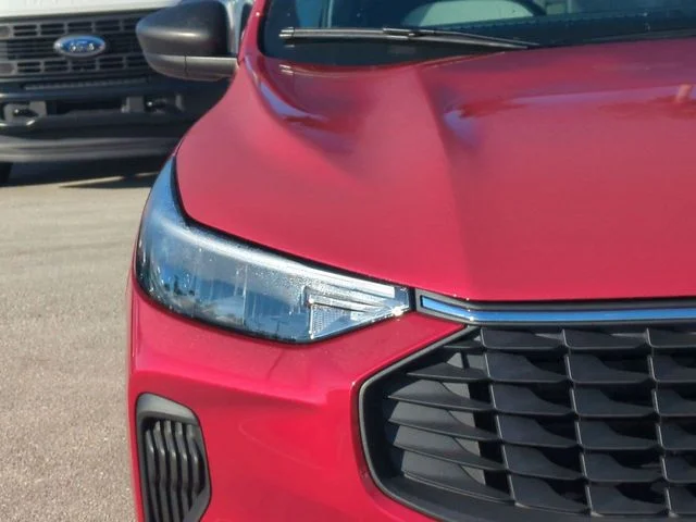 New 2026 Rapid Red Metallic Tinted Clearcoat Ford Active® image 10