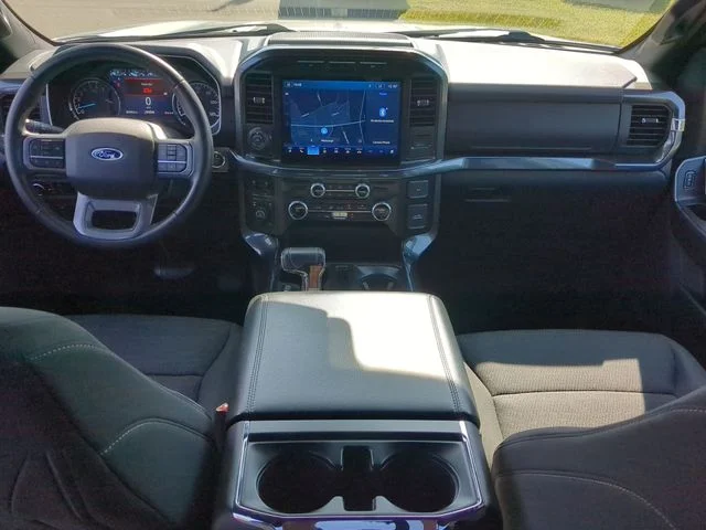 Used 2023 Silver Ford XLT image 29