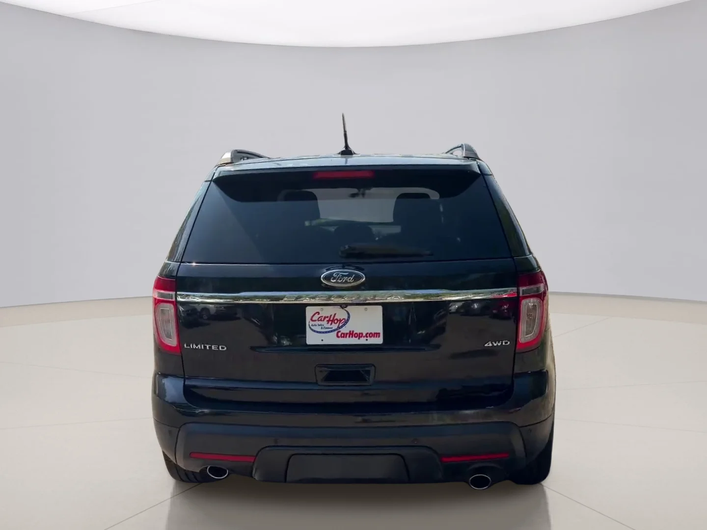 Used 2012 Gray Ford LIMITED image 4