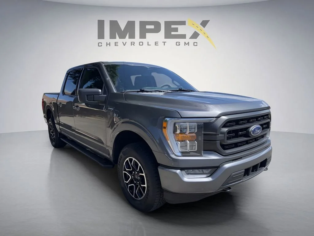 Used 2023 Gray Ford XL image 7