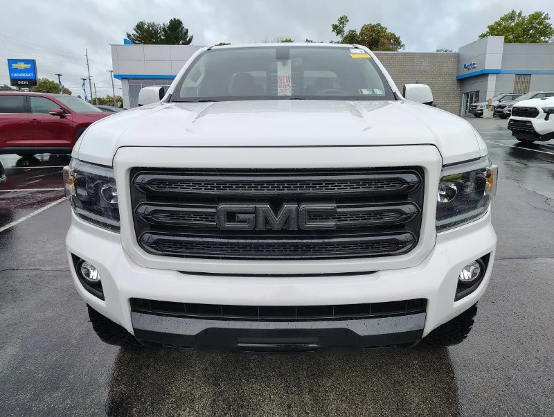 Used 2020 White GMC All Terrain image 2