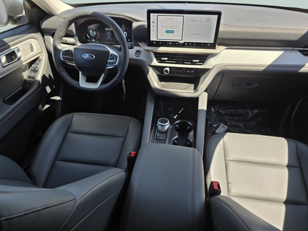 New 2026 Agate Black Metallic Ford Active image 30