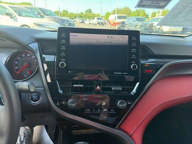 Certified Used 2021 MID BLK/WIND CHILL Toyota  image 42