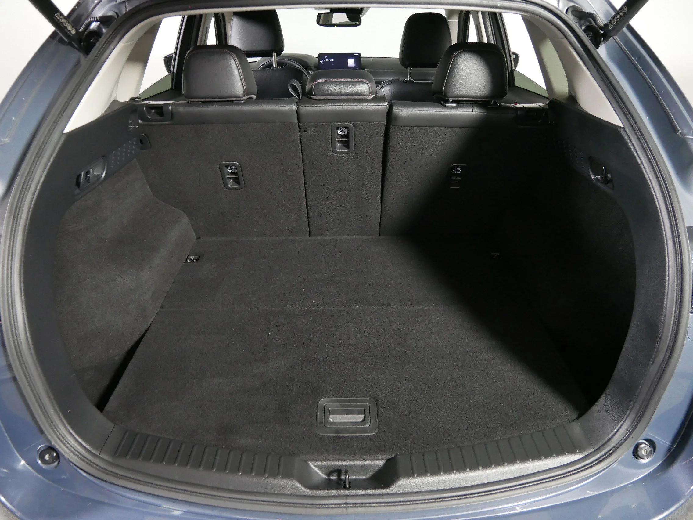Used 2024 Polymetal Gray Metallic Mazda 2.5 S Carbon Edition image 18