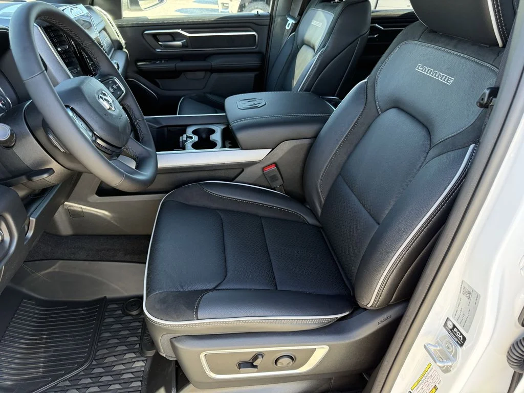 2026 RAM 1500 Laramie - Photo 11