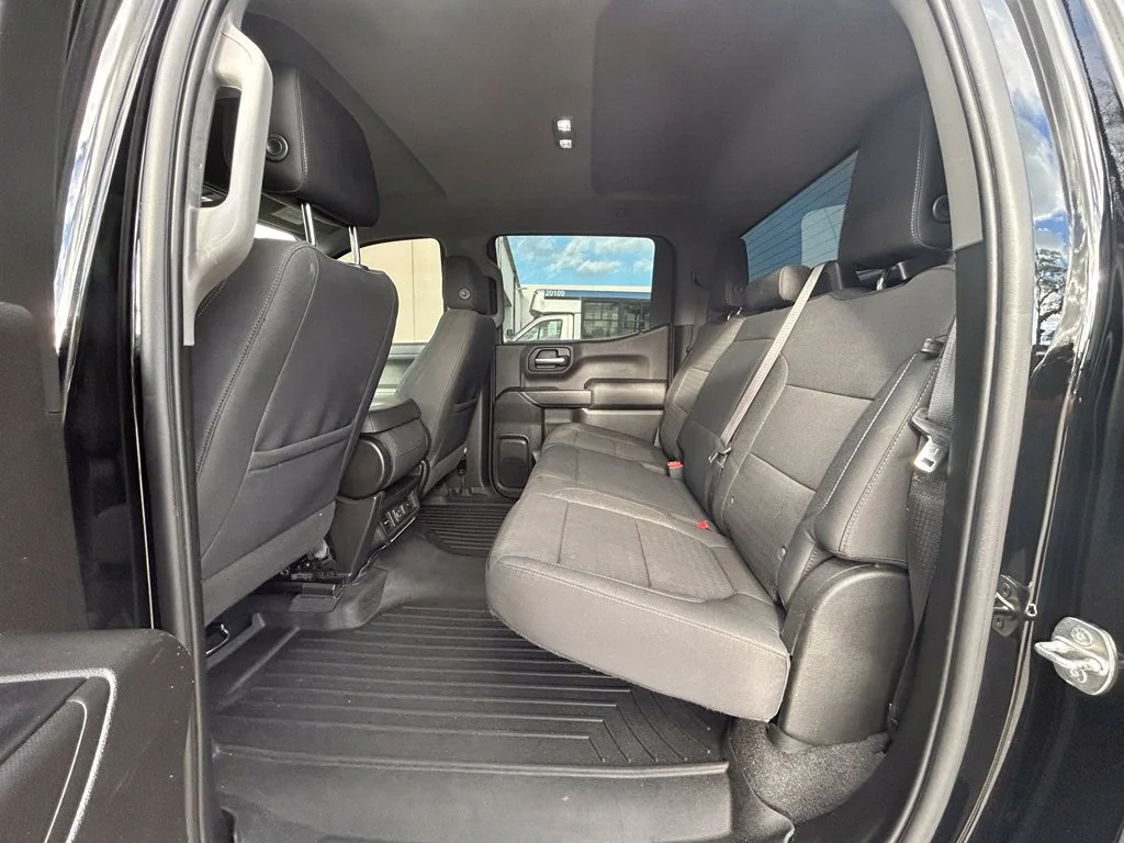 Used 2020 Black Chevrolet LT image 33