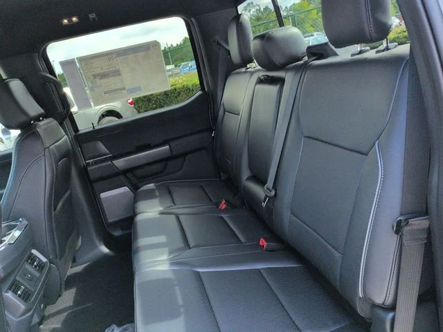 New 2026 Avalanche Ford Lariat® image 14