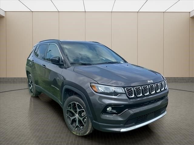 Used 2024 Gray Jeep Limited image 9