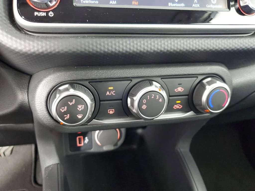 2025 Nissan KICKS PLAY Base - Photo 20