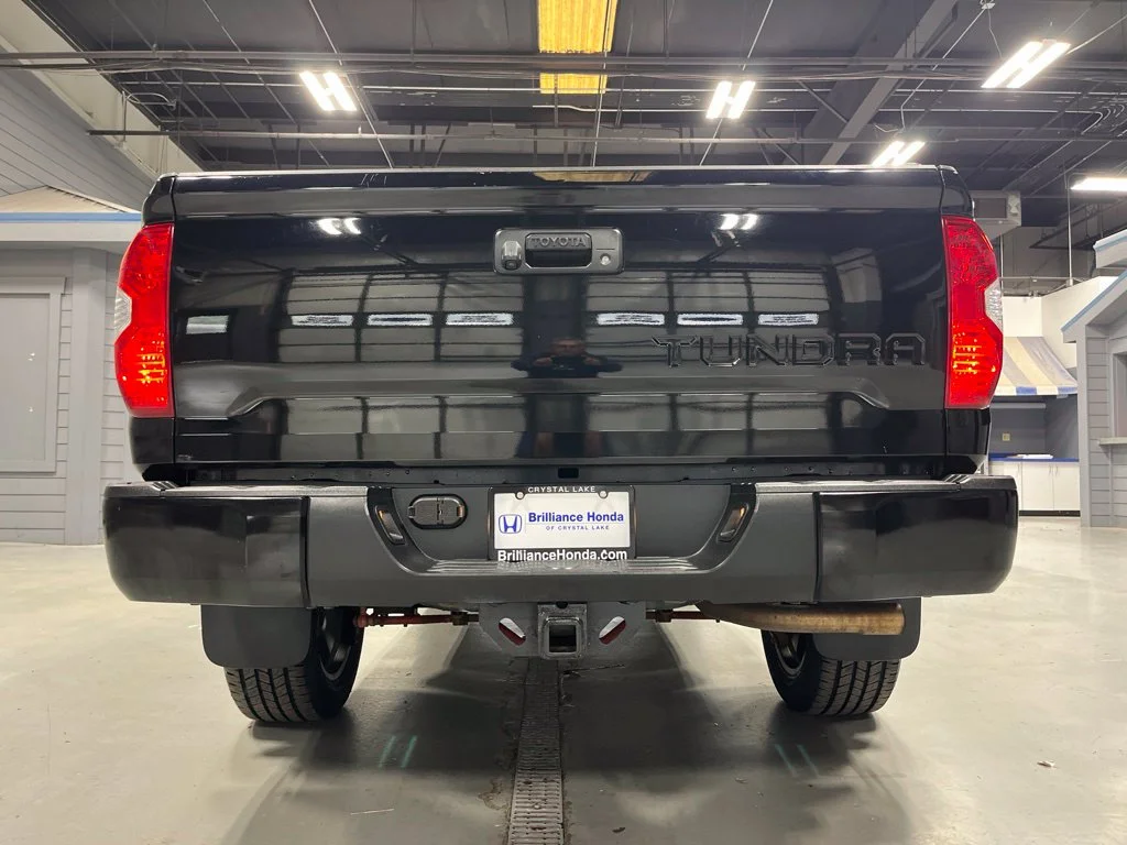 Used 2019 Midnight Black Metallic Toyota SR5 image 6