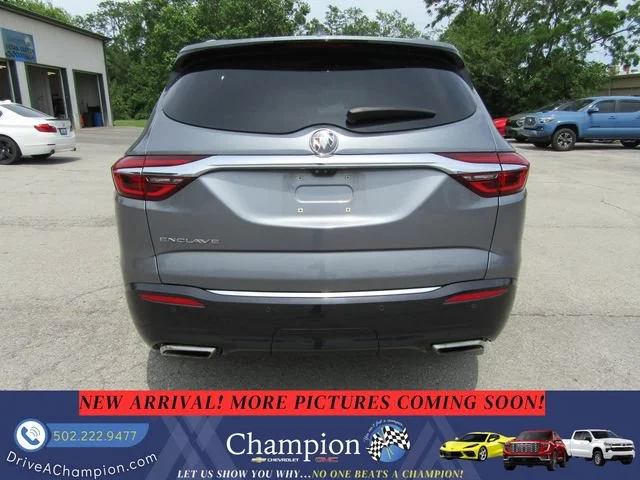 Used 2020 Includes Pitch Dark Night lower exterior accent color.) Buick Essence image 5