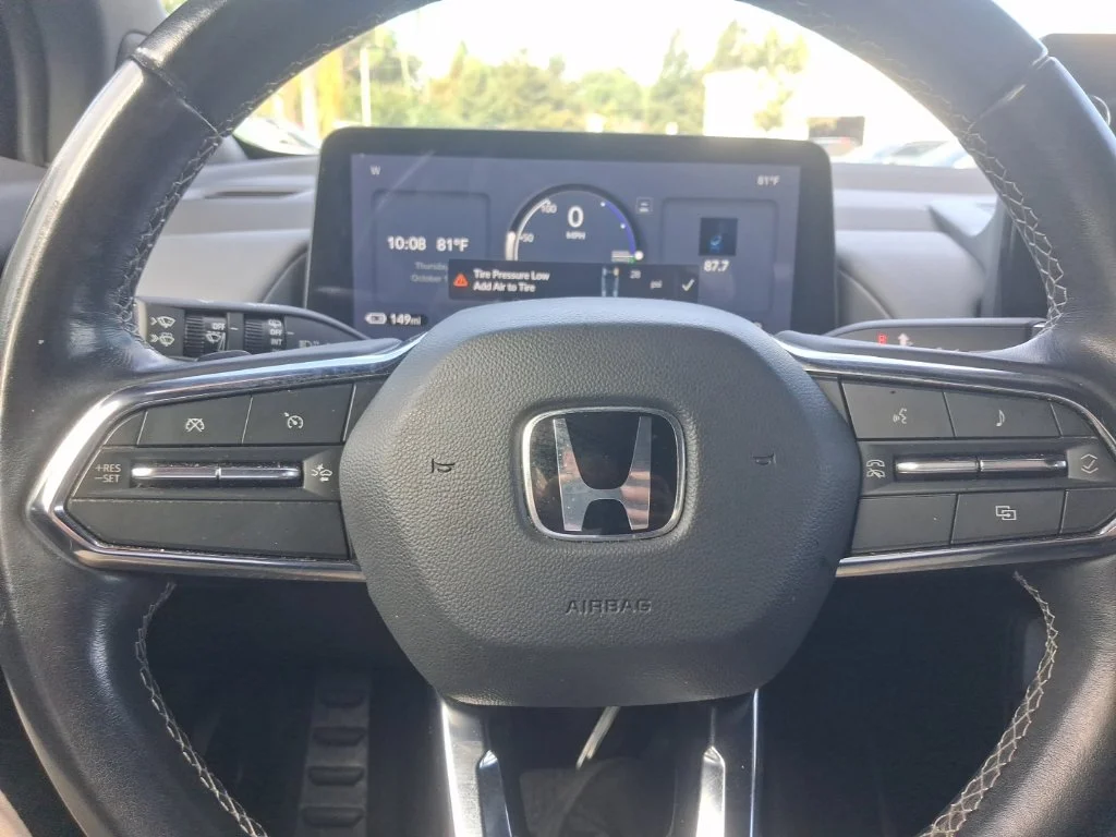 Used 2024  Honda Touring image 32