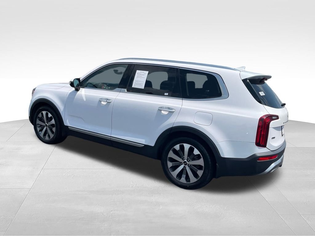 Used 2022 White Kia SX image 3