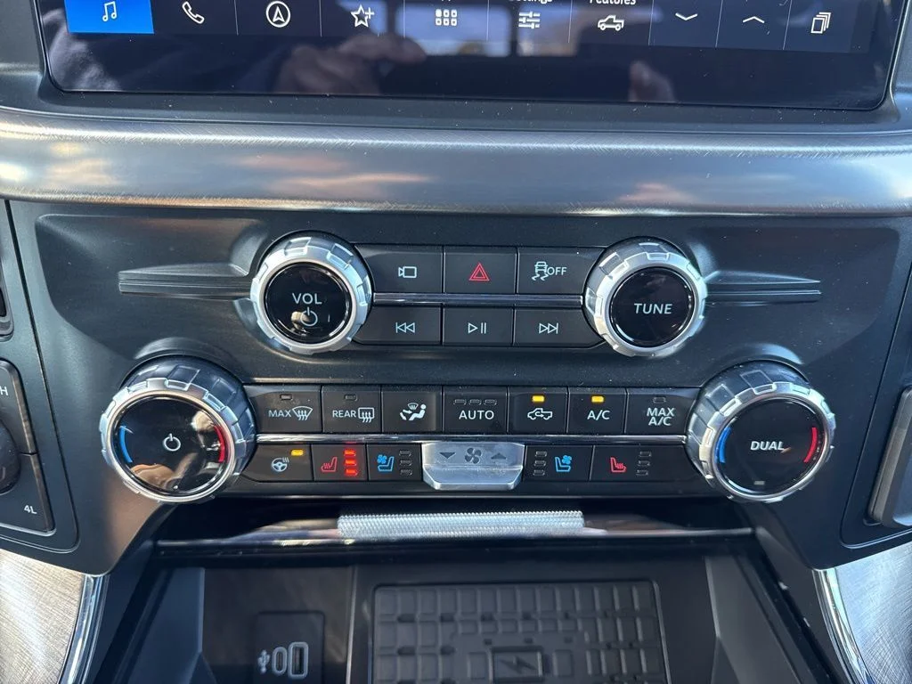 Used 2025 Red Ford King Ranch image 21