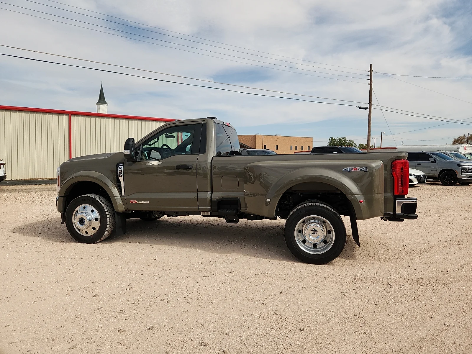 New 2027 Marsh Gray Metallic Ford XLT image 4