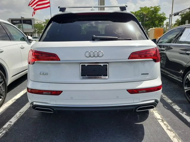 Used 2022 White Audi 45 S line Premium image 4