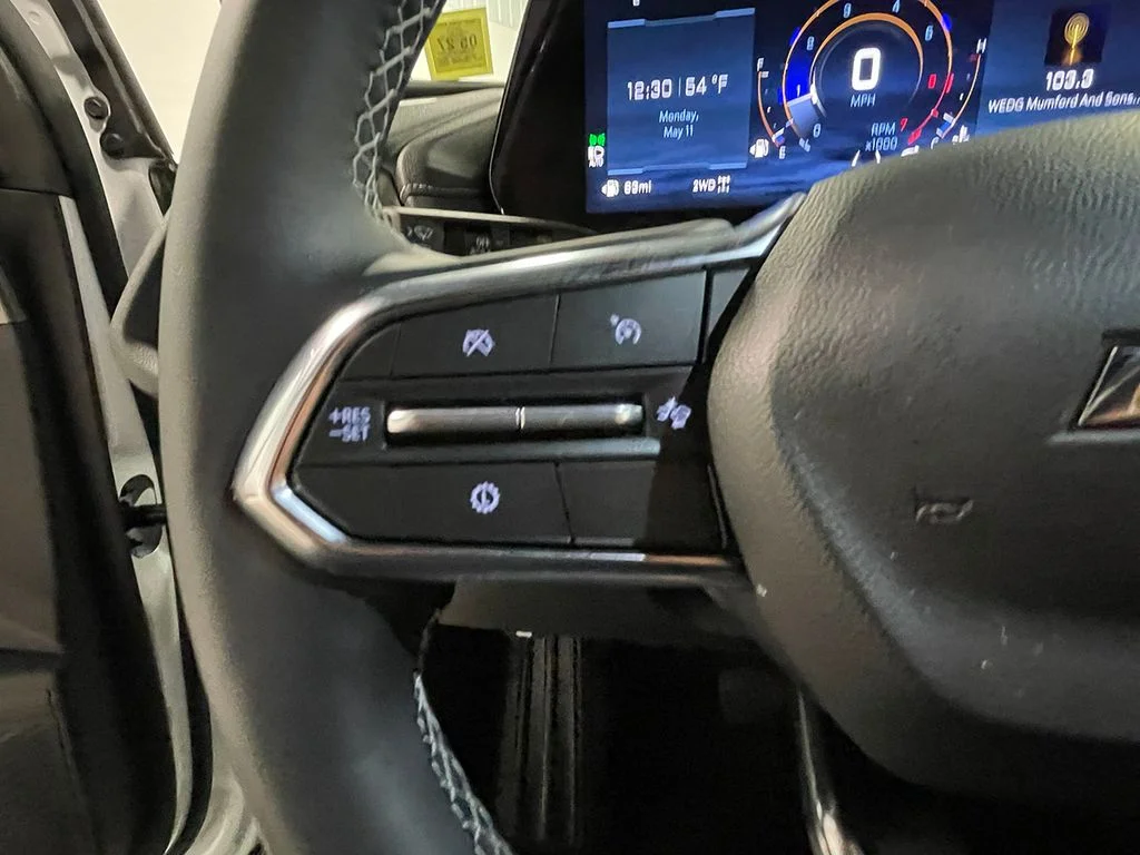 Used 2026 White Chevrolet LT image 36