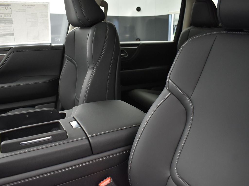 Used 2025 Black INFINITI PURE image 14