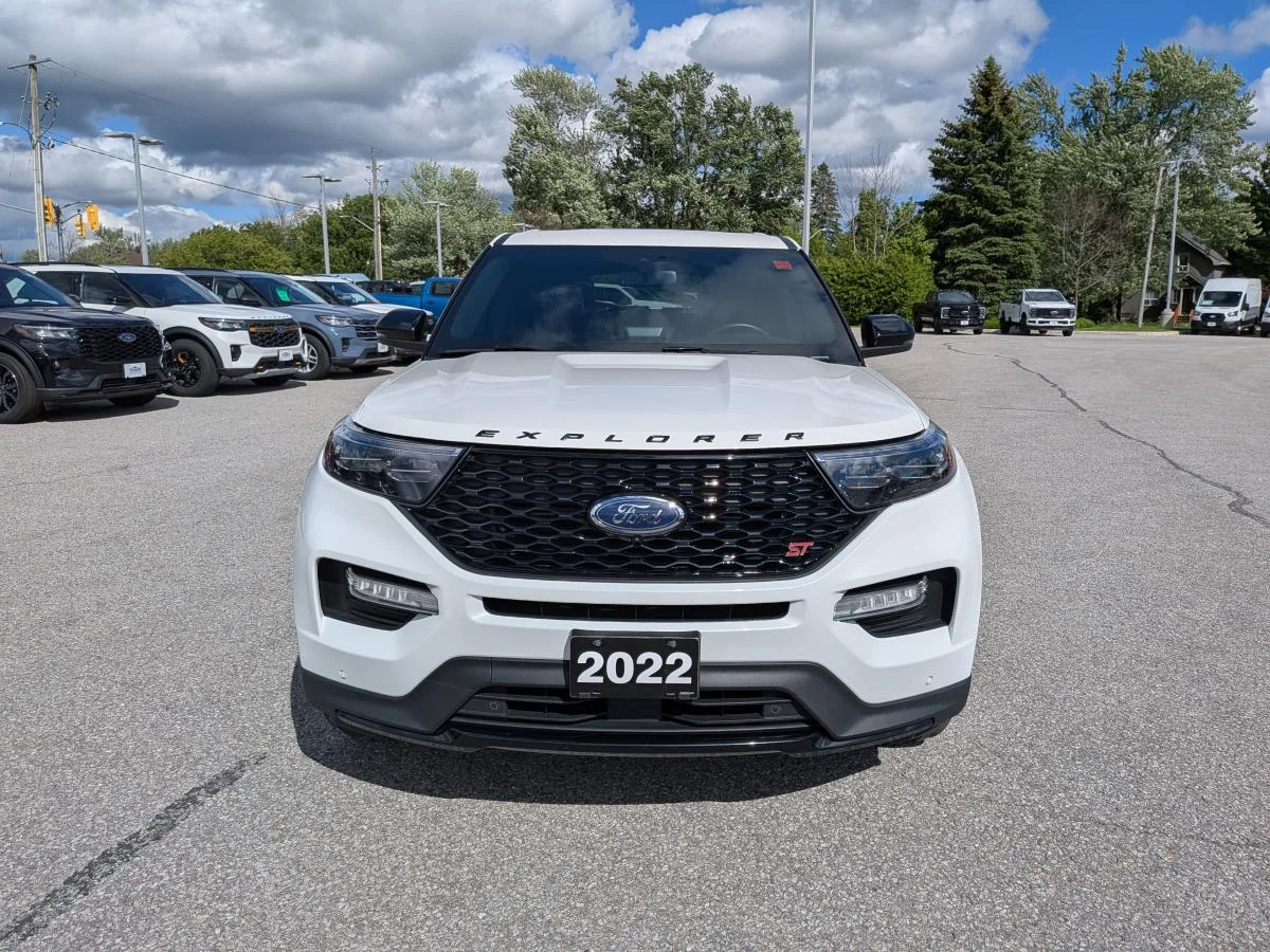 Used 2022 White Ford St 4wd image 2