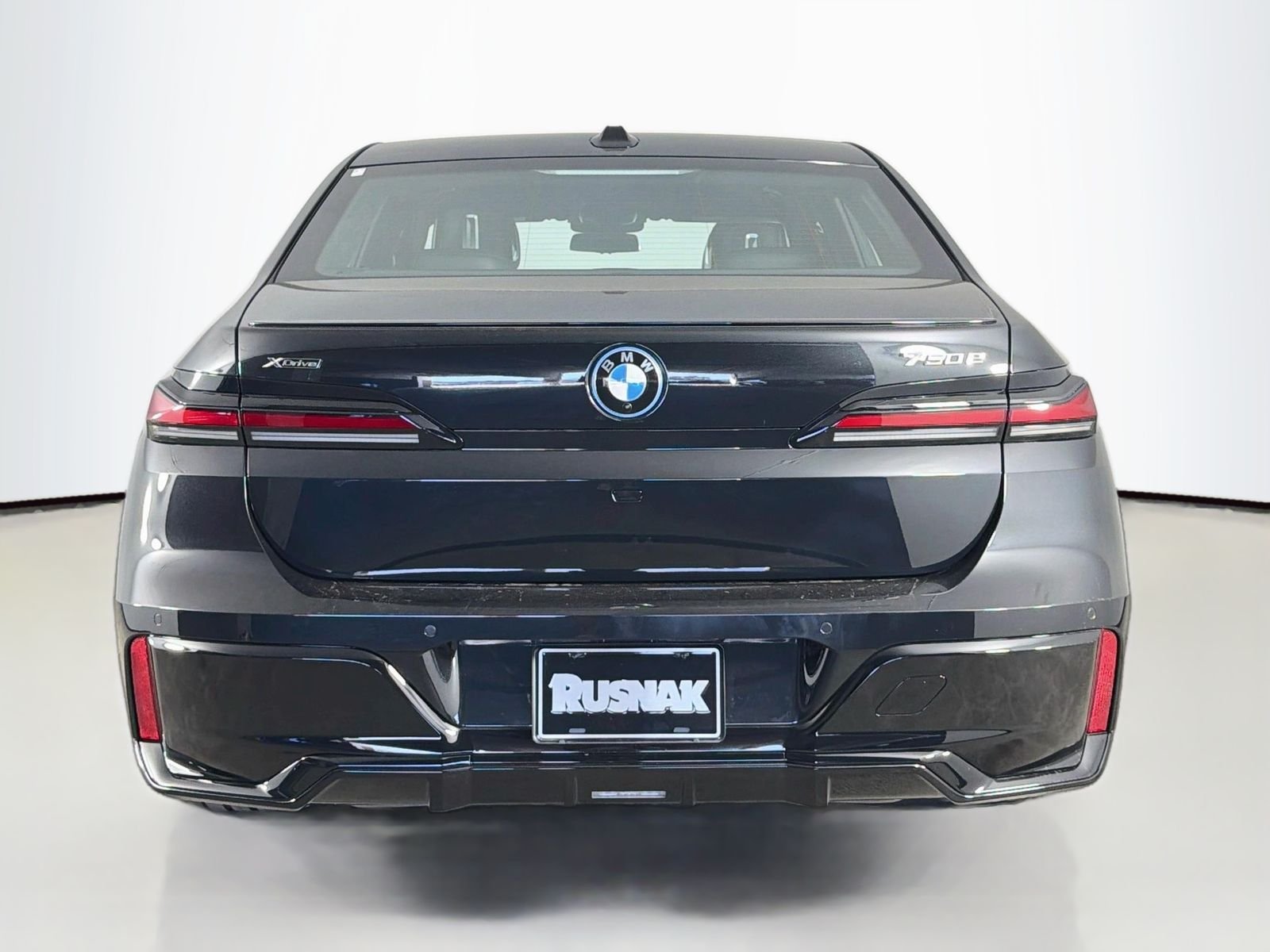 New 2026 Black Sapphire Metallic BMW 750e xDrive image 6