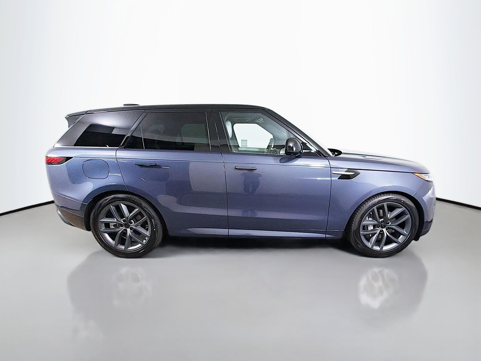2026 Land Rover Range Rover Sport SE - Photo 6