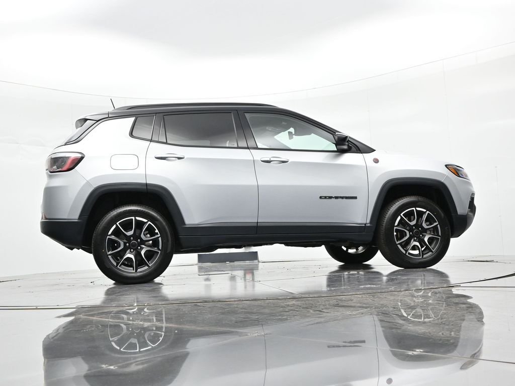 2025 Jeep Compass Trailhawk - Photo 28