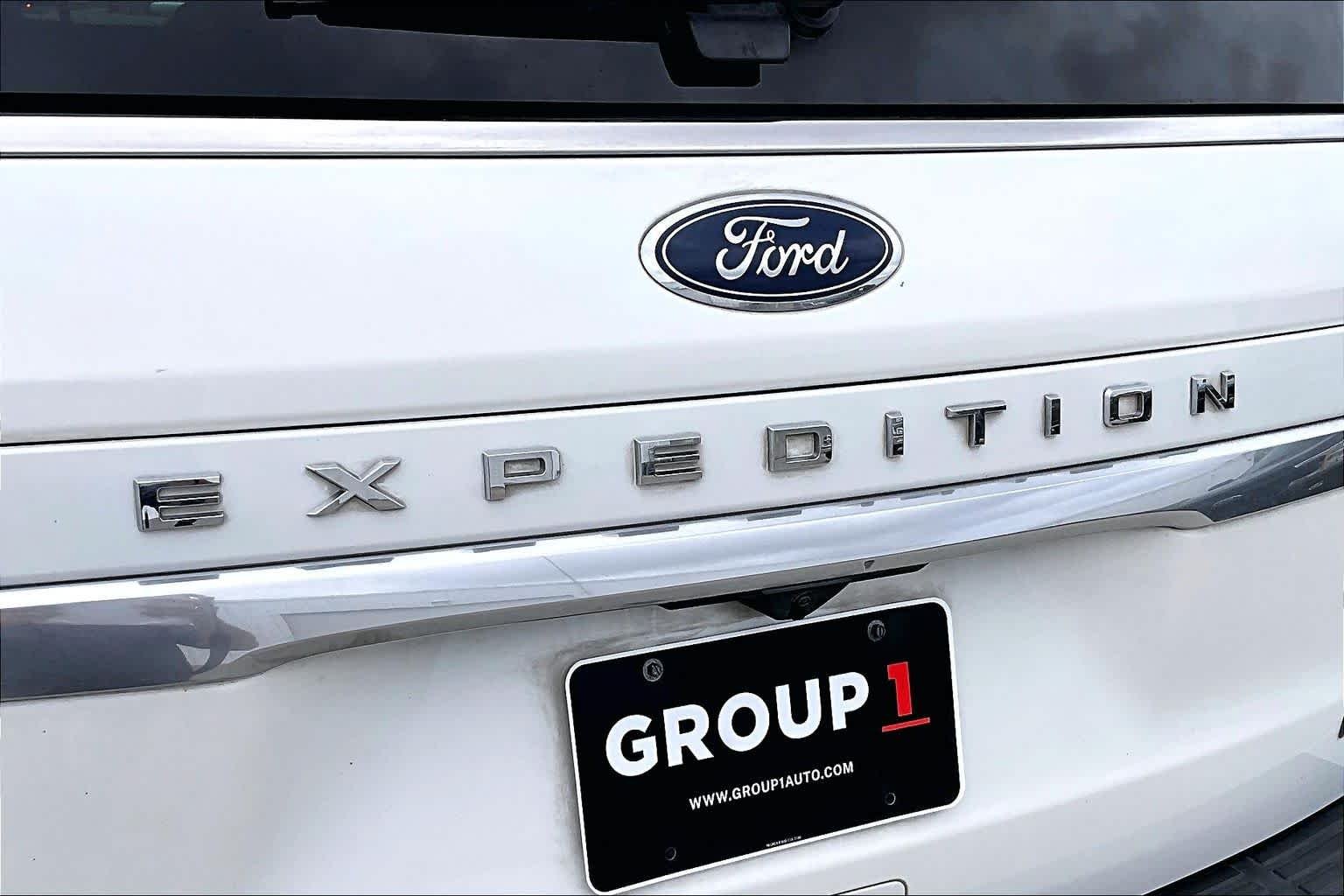 Used 2023 Star White Metallic Tri-Coat Ford Platinum image 57