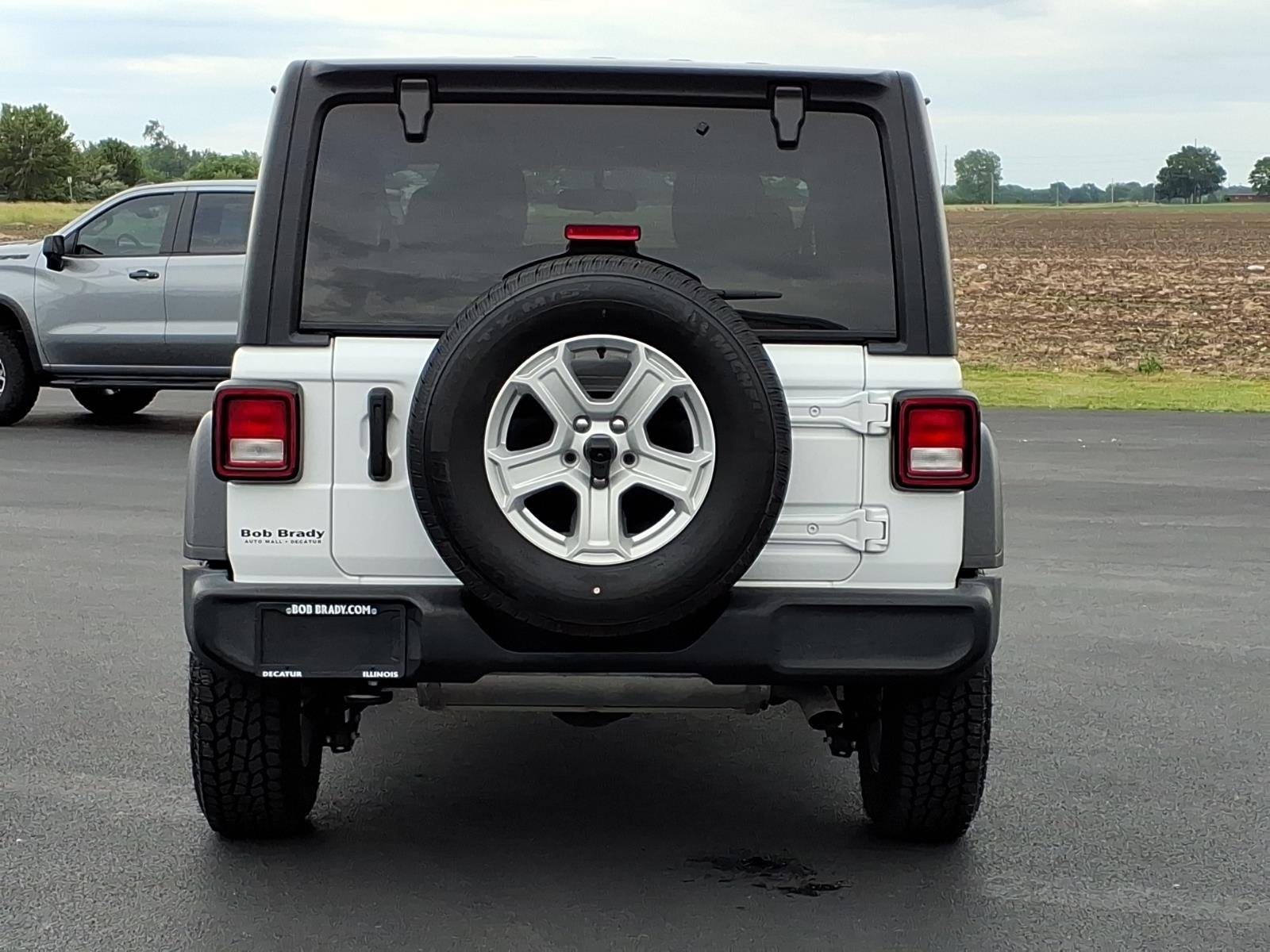 2022 Jeep Wrangler Sport S - Photo 11