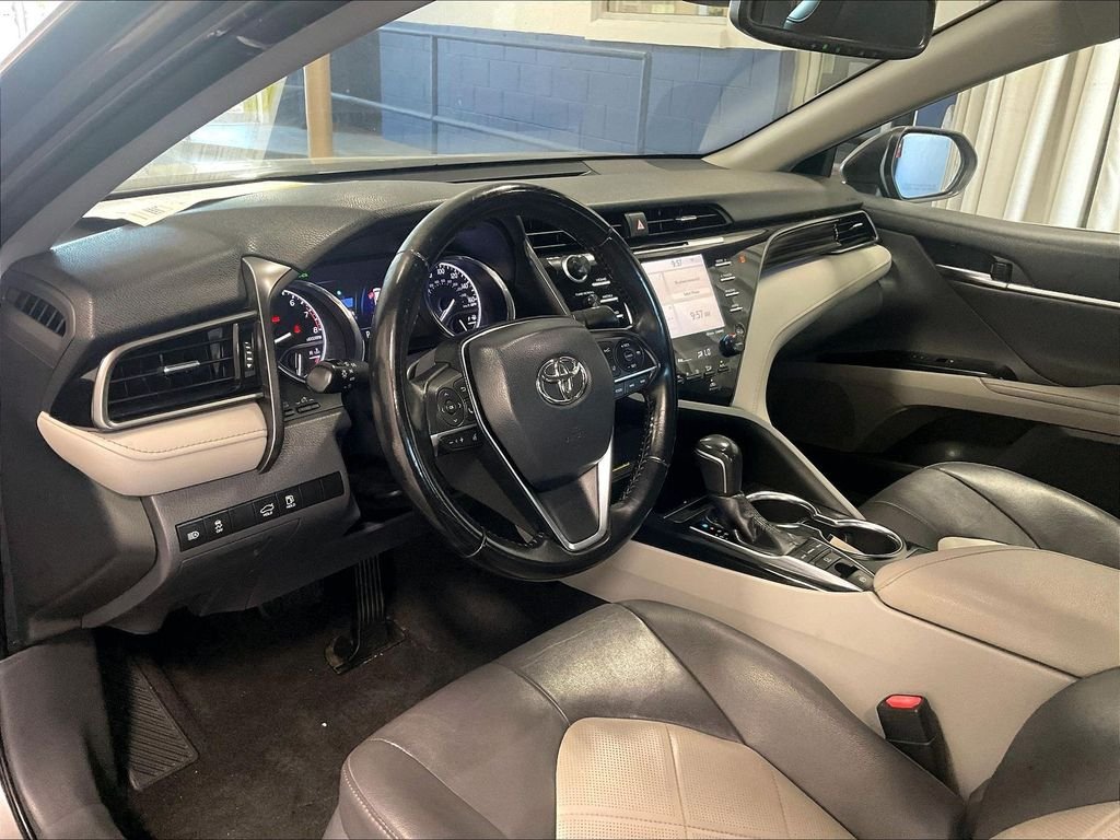 Used 2019 Gray Toyota XLE image 8