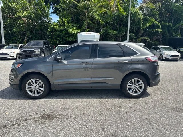 Used 2017 Gray Ford SEL image 4