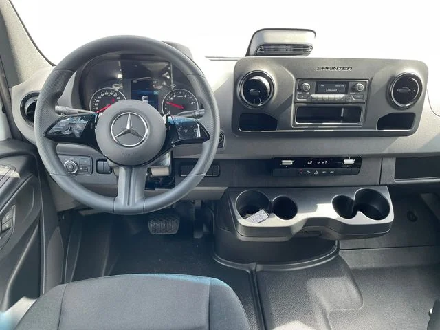 New 2026 White Mercedes-Benz  image 4