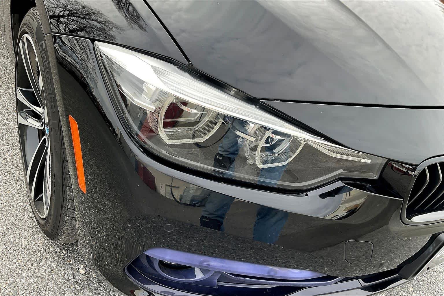 Used 2018 Jet Black BMW 330i xDrive image 27