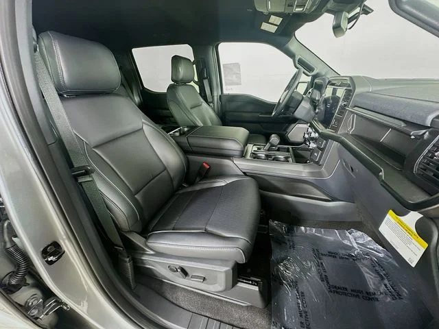 New 2026 Iconic Silver Metallic Ford Lariat image 28