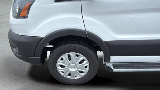 Used 2025 White Ford Base image 35