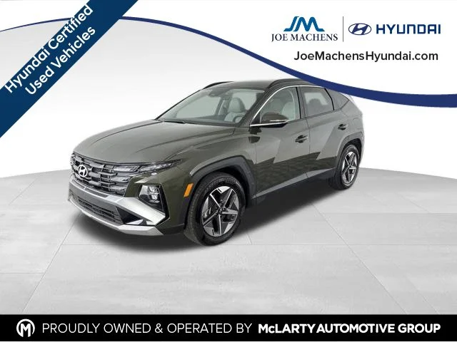 Used 2025 Green Hyundai SEL Convenience image 4
