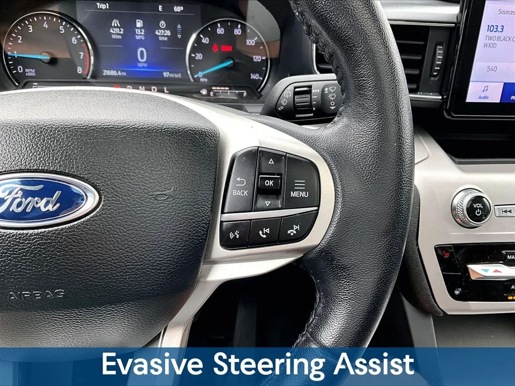 Used 2023 Blue Ford XLT image 16