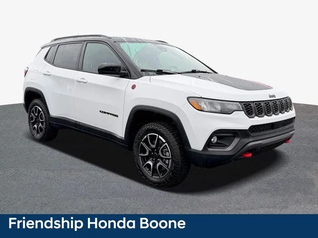 Used 2026 White Jeep Trailhawk image 4
