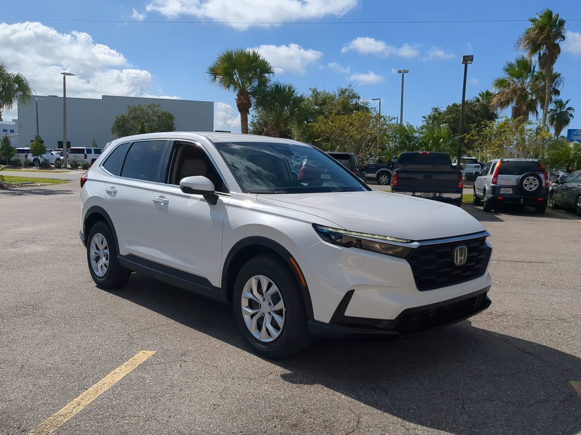 New 2026 Platinum White Pearl Honda LX image 2