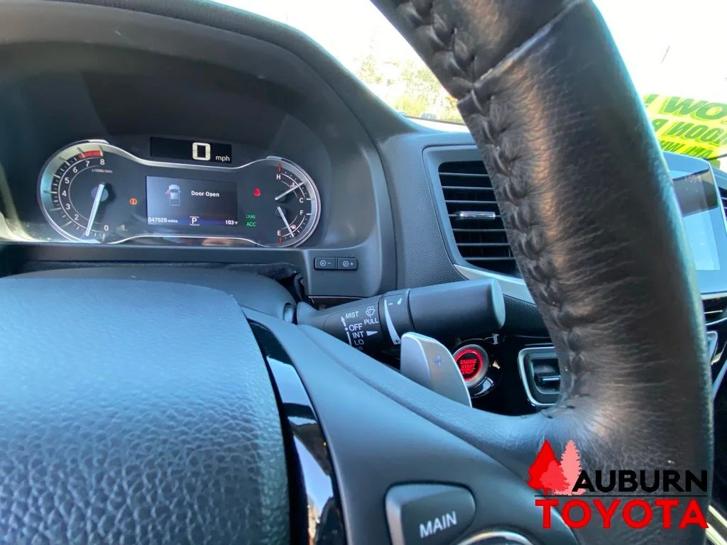Used 2020 Platinum White Pearl Honda RTL-E image 45