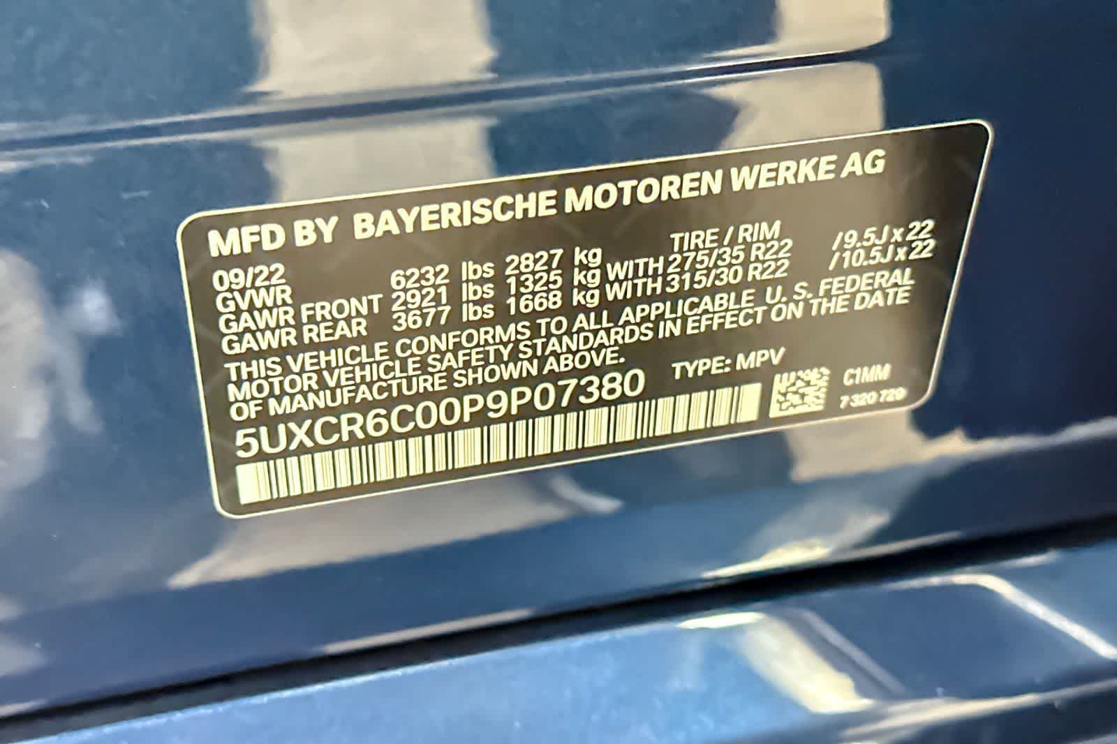 Used 2023 Phytonic Blue Metallic BMW xDrive40i image 32