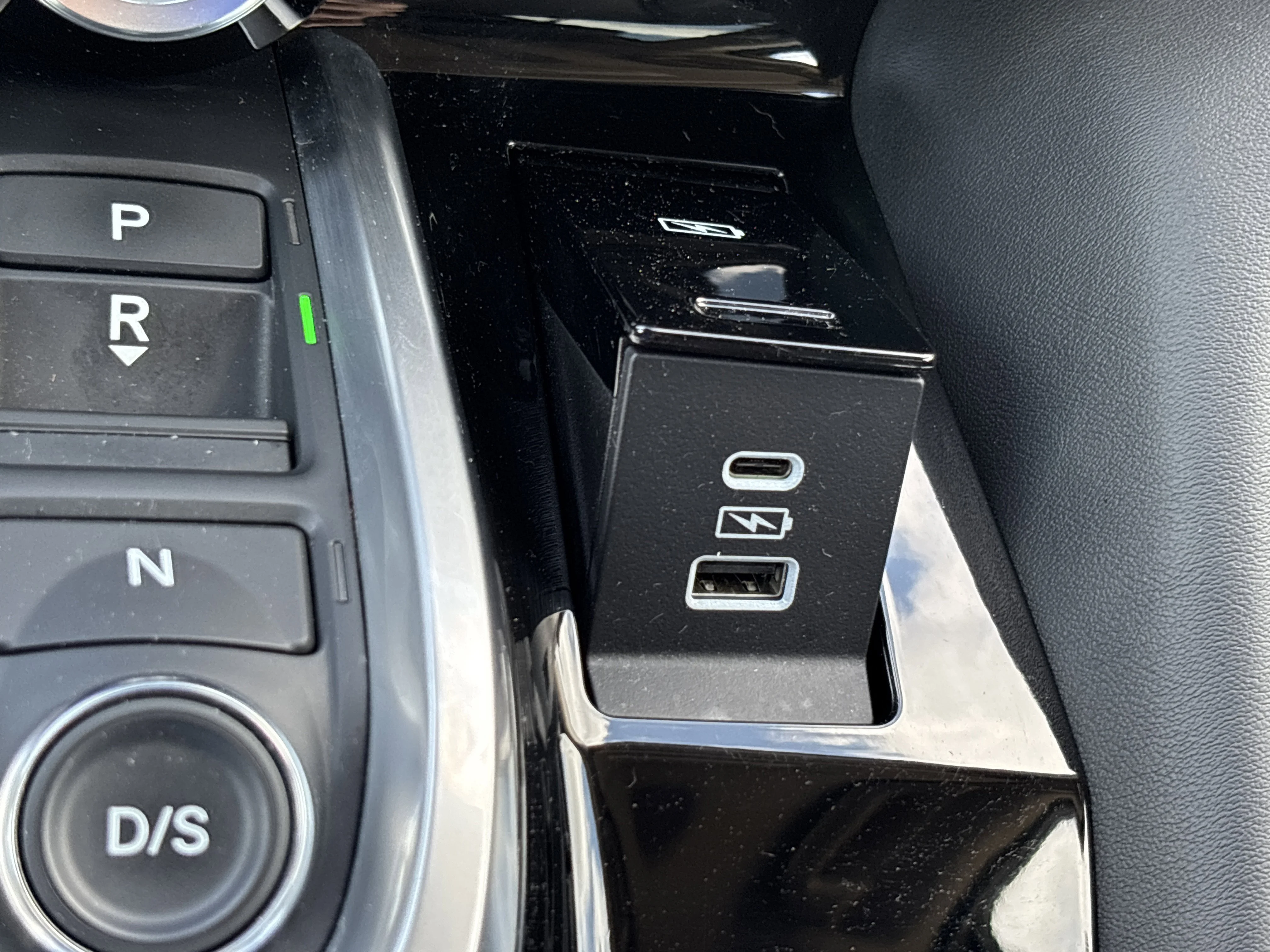 Used 2024 Liquid Carbon Metallic Acura SH-AWD w/Tech Pkg image 46