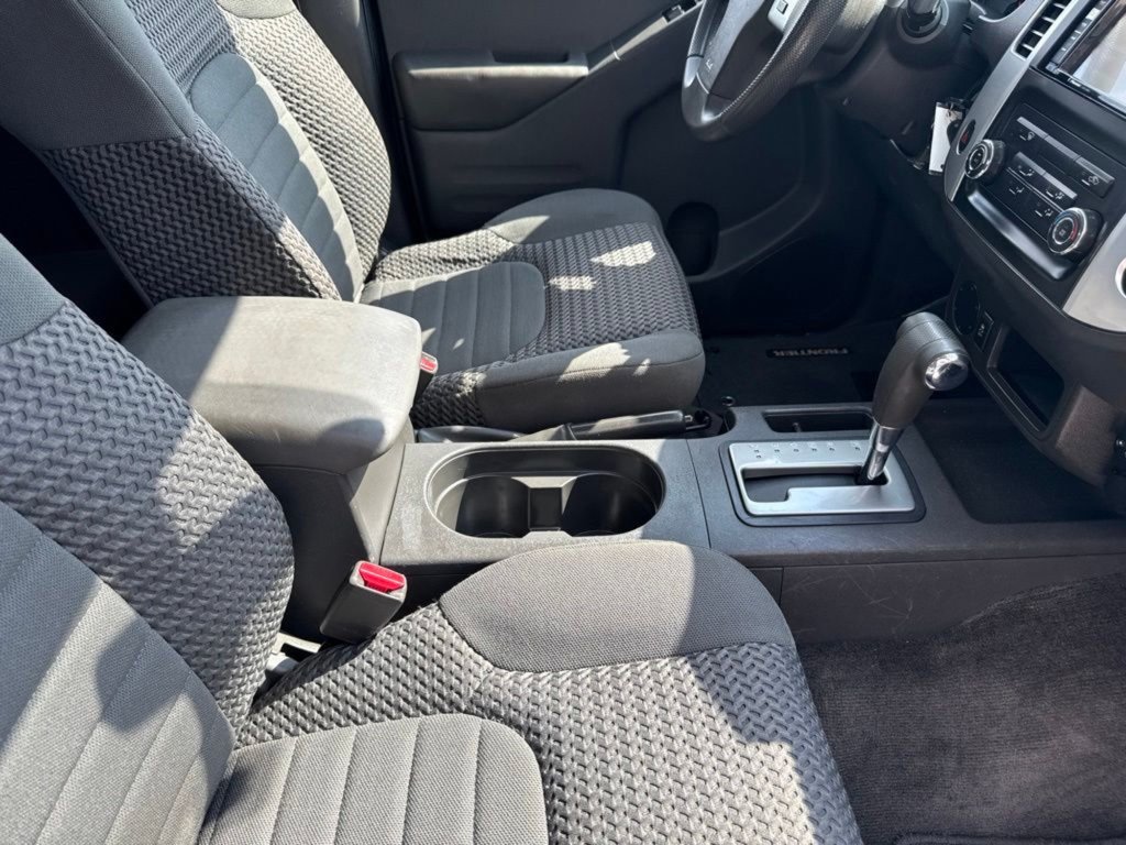 Used 2018 Gun Metallic Nissan SV image 24