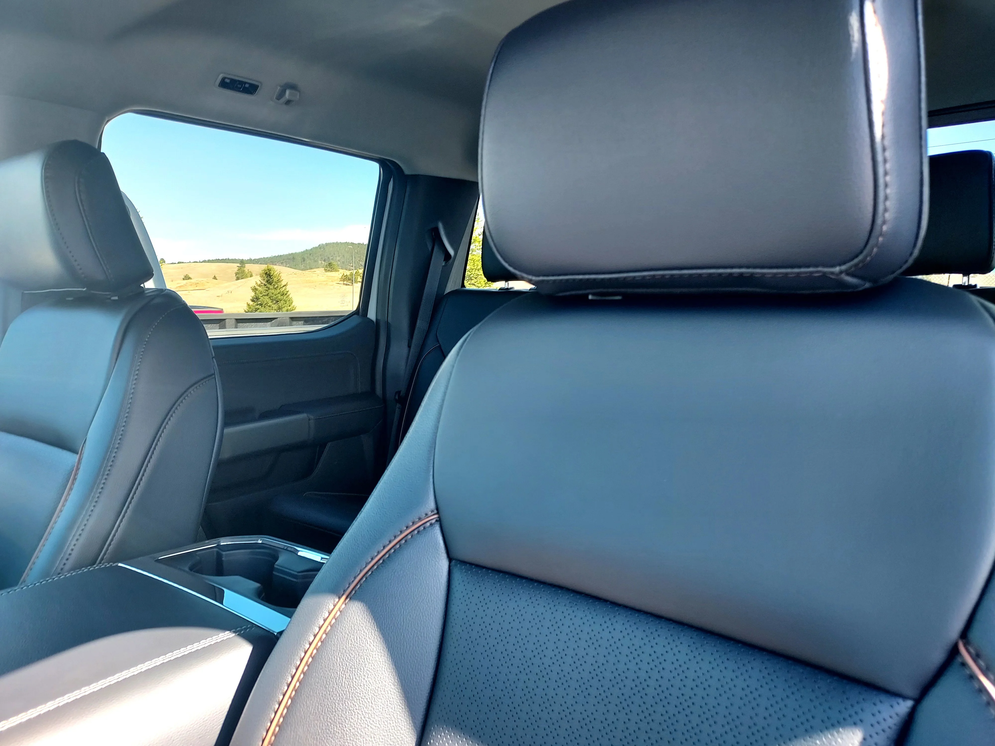 New 2026 Avalanche Ford LARIAT image 14