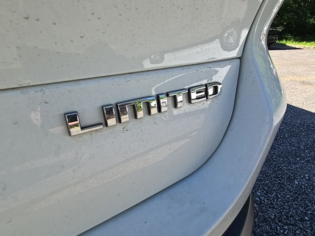 Used 2021 White Jeep Limited image 15