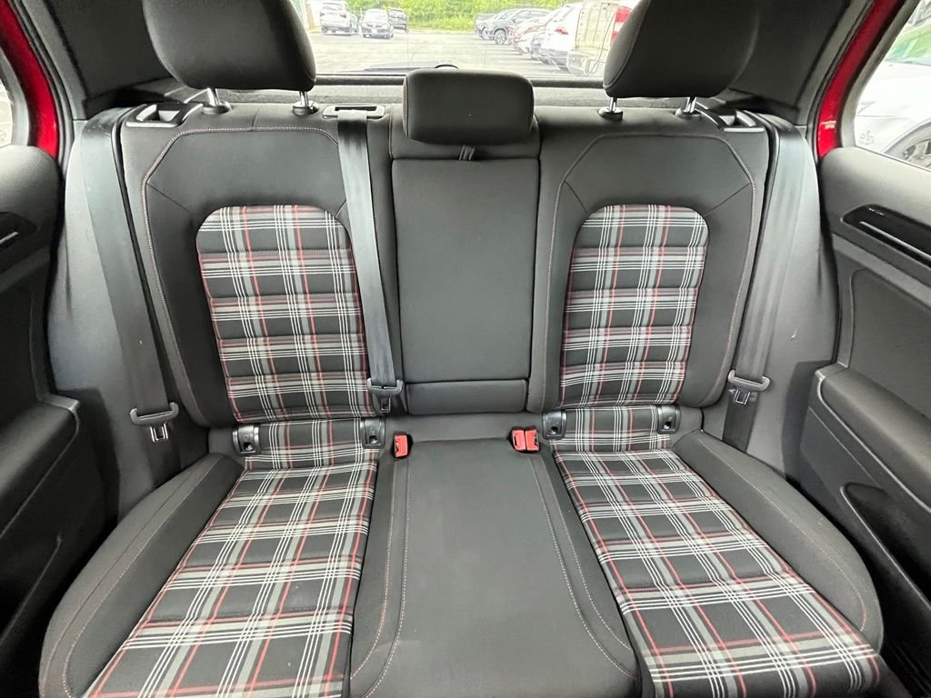 Used 2017 Red Volkswagen Sport image 27