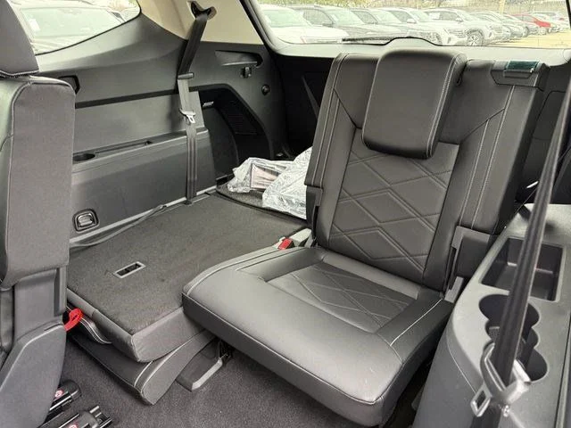 New 2026 Silver Volkswagen 2.0T SE image 21