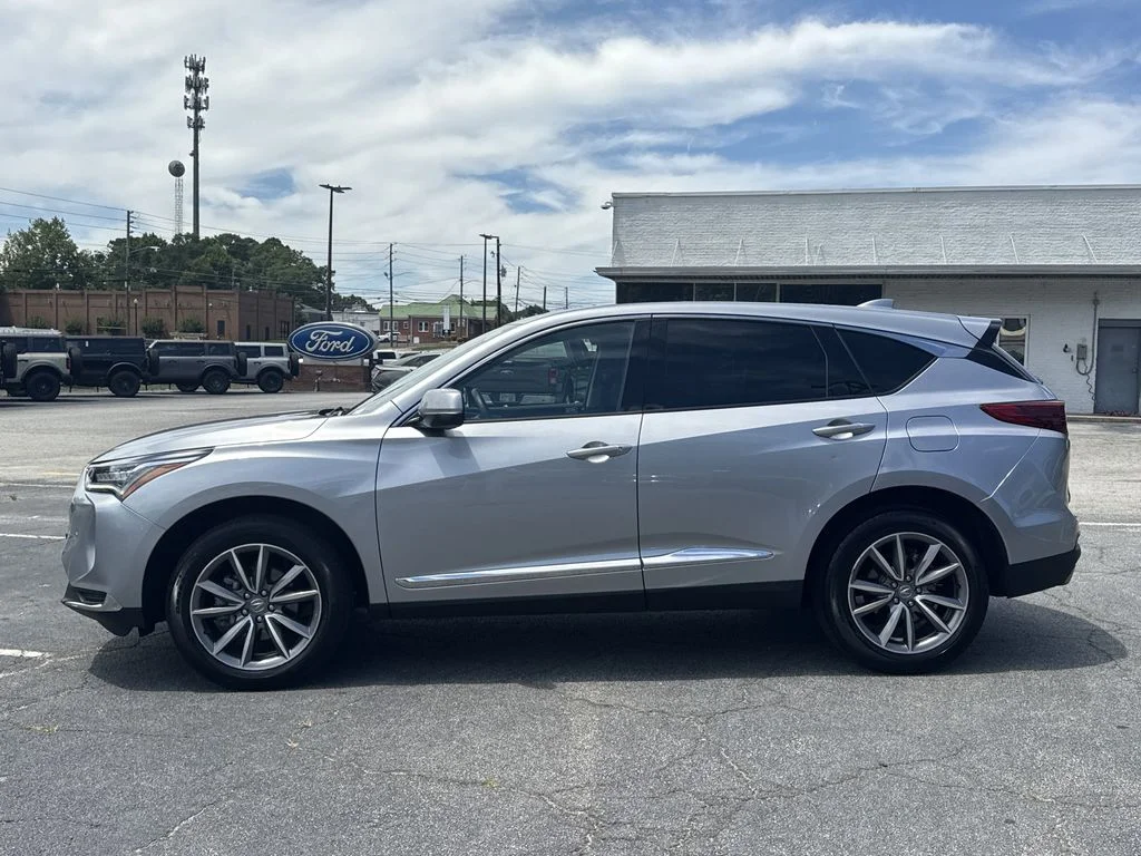 Used 2023 Silver Acura Technology Package image 4