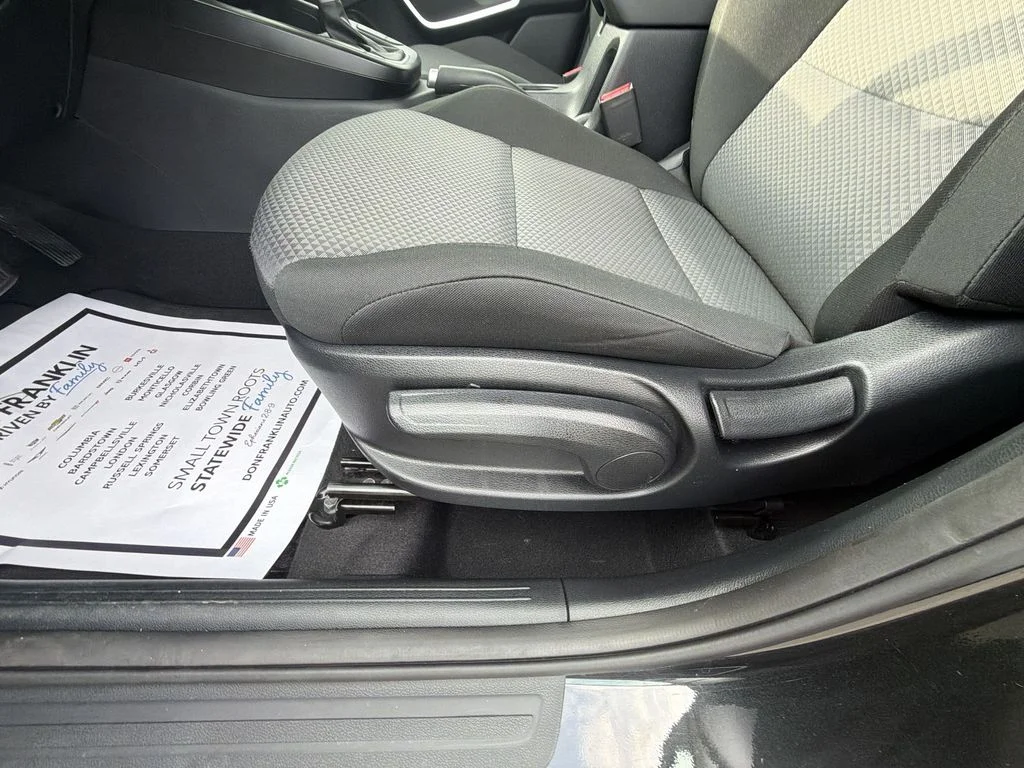 Used 2025 Black Kia LX image 18