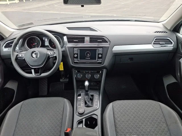 Used 2021 Gray Volkswagen 2.0T S image 15
